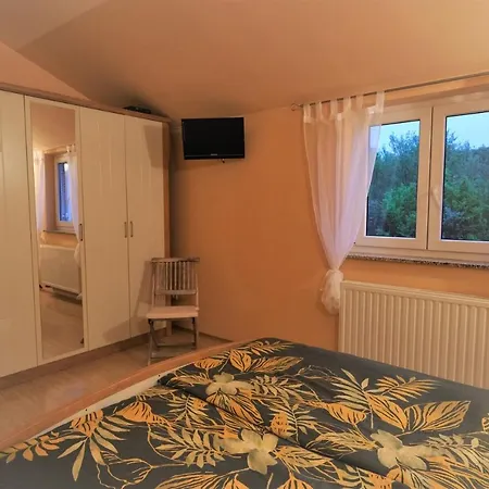 Apartments Coral, Klimno, Island Krk Exterior photo