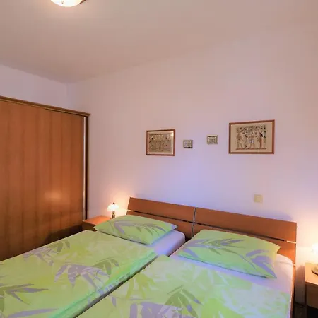 Apartments Coral, Klimno, Island Krk Exterior photo