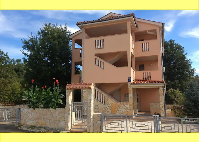 Apartments Coral, Klimno, Island Krk