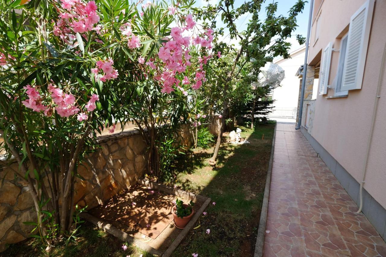 Coral, Klimno, Island Krk Appartement Klimno