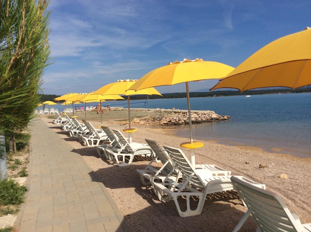 Coral, Klimno, Island Krk Appartement *